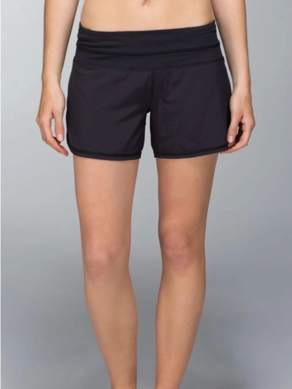 LULULEMON Black Groovy Run Short Active Workout Running Lined Gym Shorts Size 2